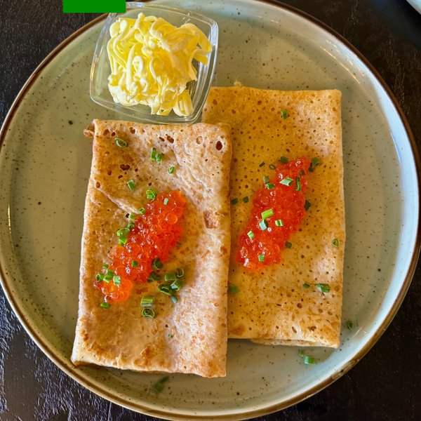 Блинчики с красной икрой, 2 шт