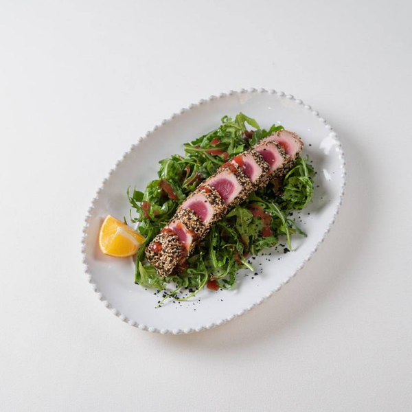 Салат с тунцом