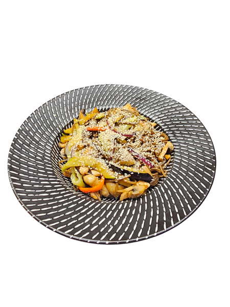 Гречневая лапша Soba с куриной грудкой