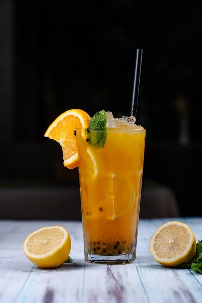 Лимонад манго-маракуйя