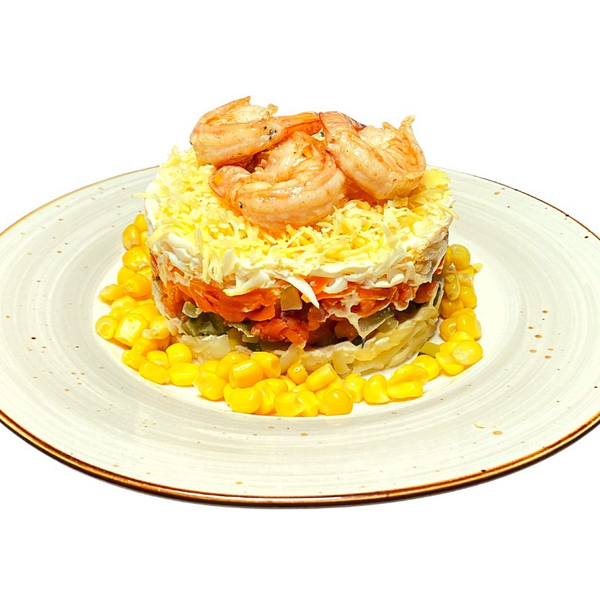 Мимоза с копченым лососем и креветками