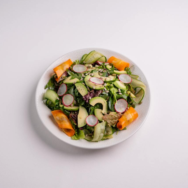 Большой зеленый салат