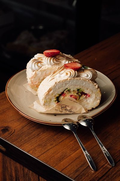 Меренговый рулет