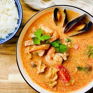 Том Ям люкс