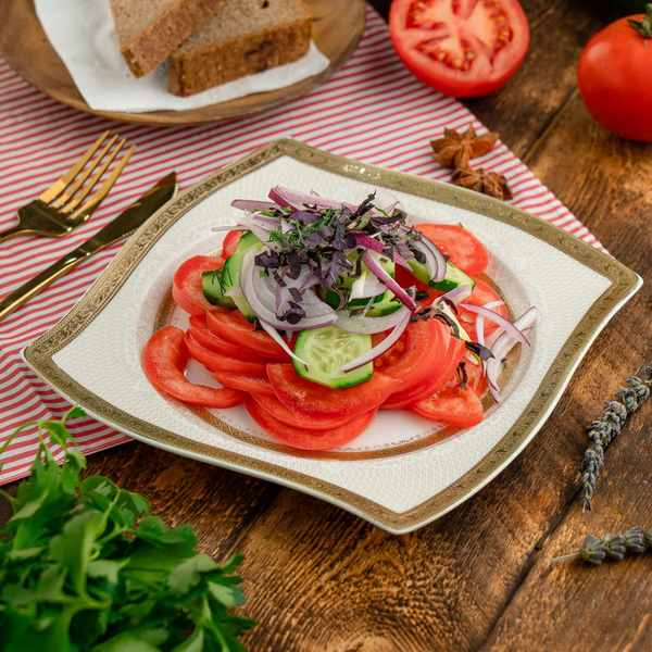 Свежий салат