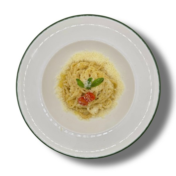 Паста с чесночным соусом