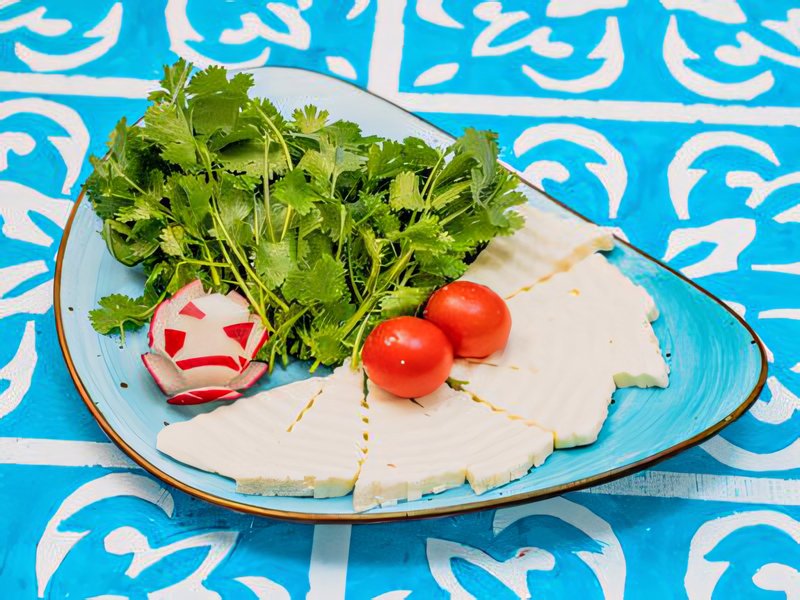 Брынза фетакса с зеленью