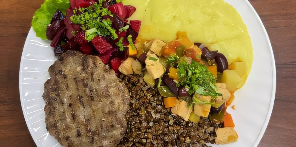 Ланчбокс с говяжьей котлетой